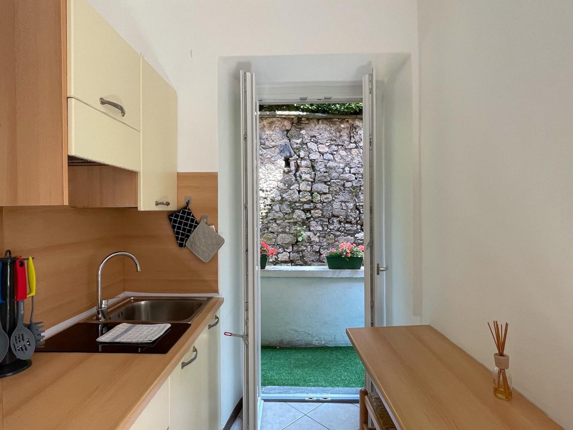 Roncati 7 Center Town Studio Apartments Bellagio Eksteriør bilde